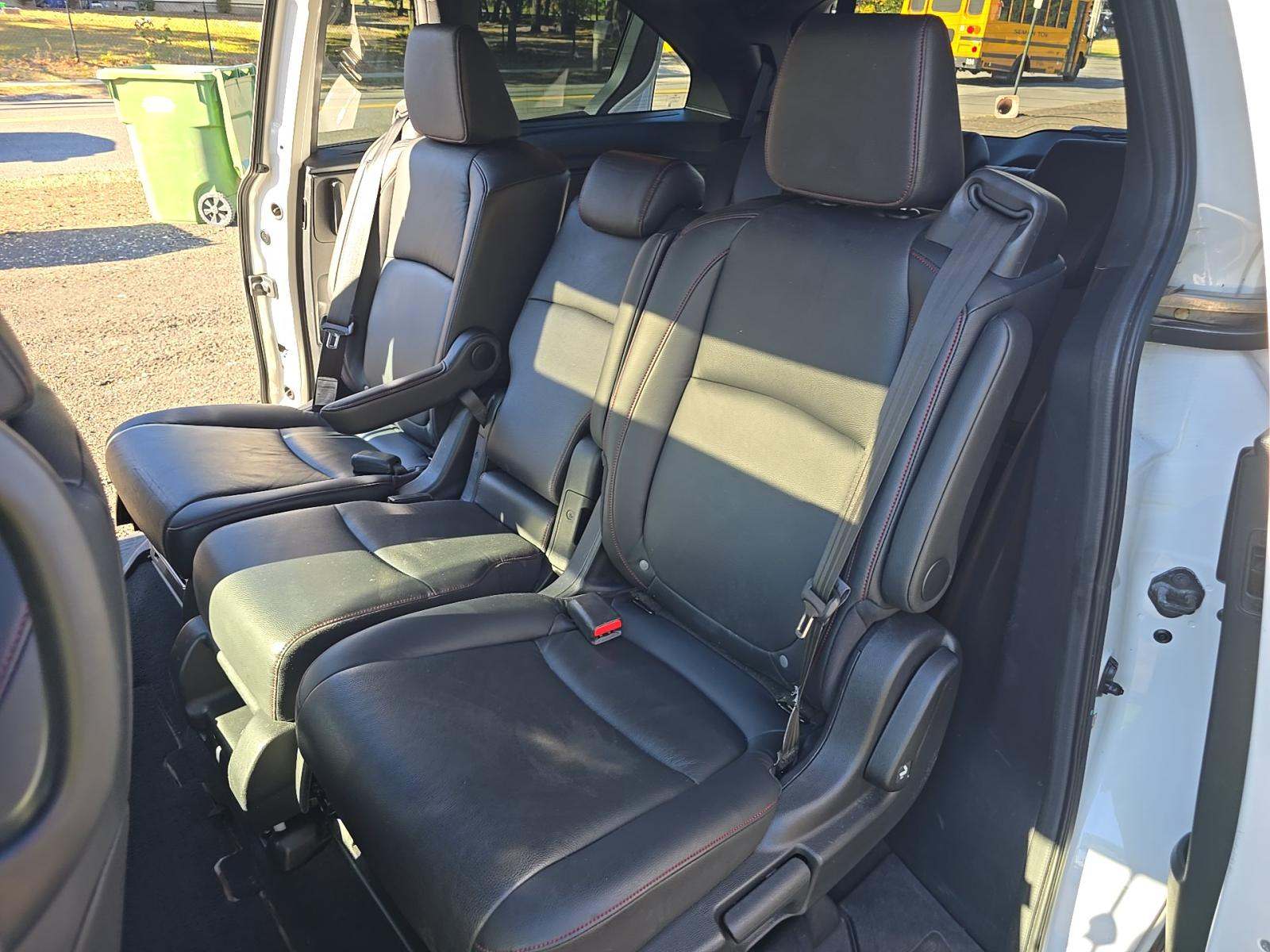 2023 Honda Odyssey Sport FWD