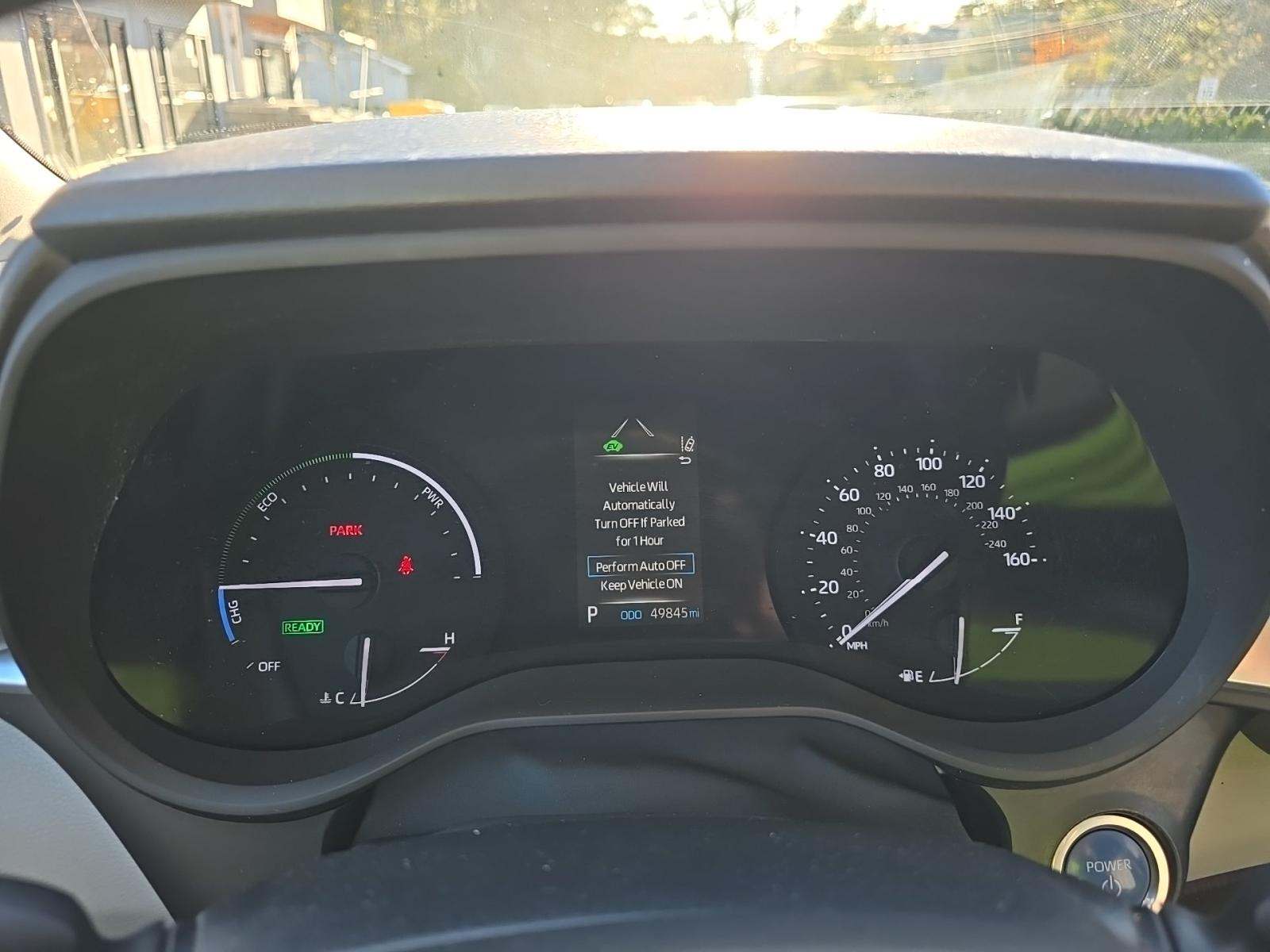 2022 Toyota Sienna LE FWD