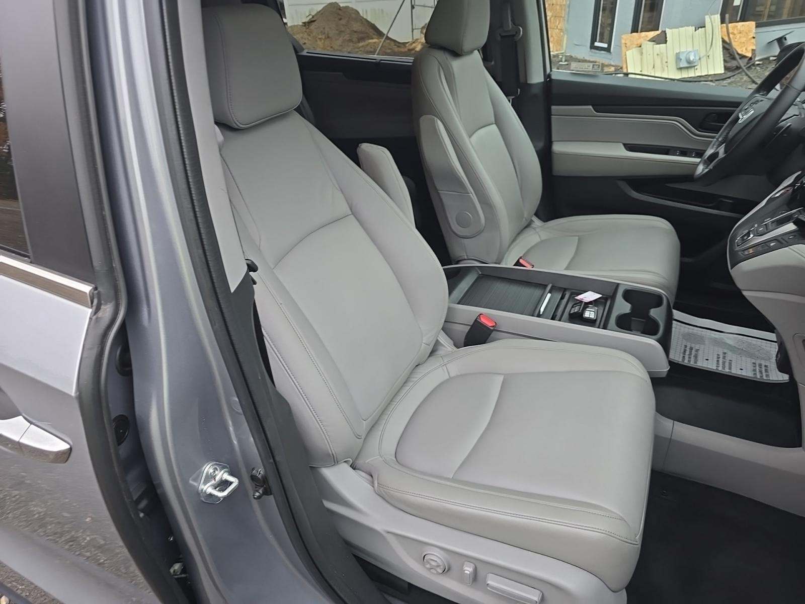 2023 Honda Odyssey EX-L FWD