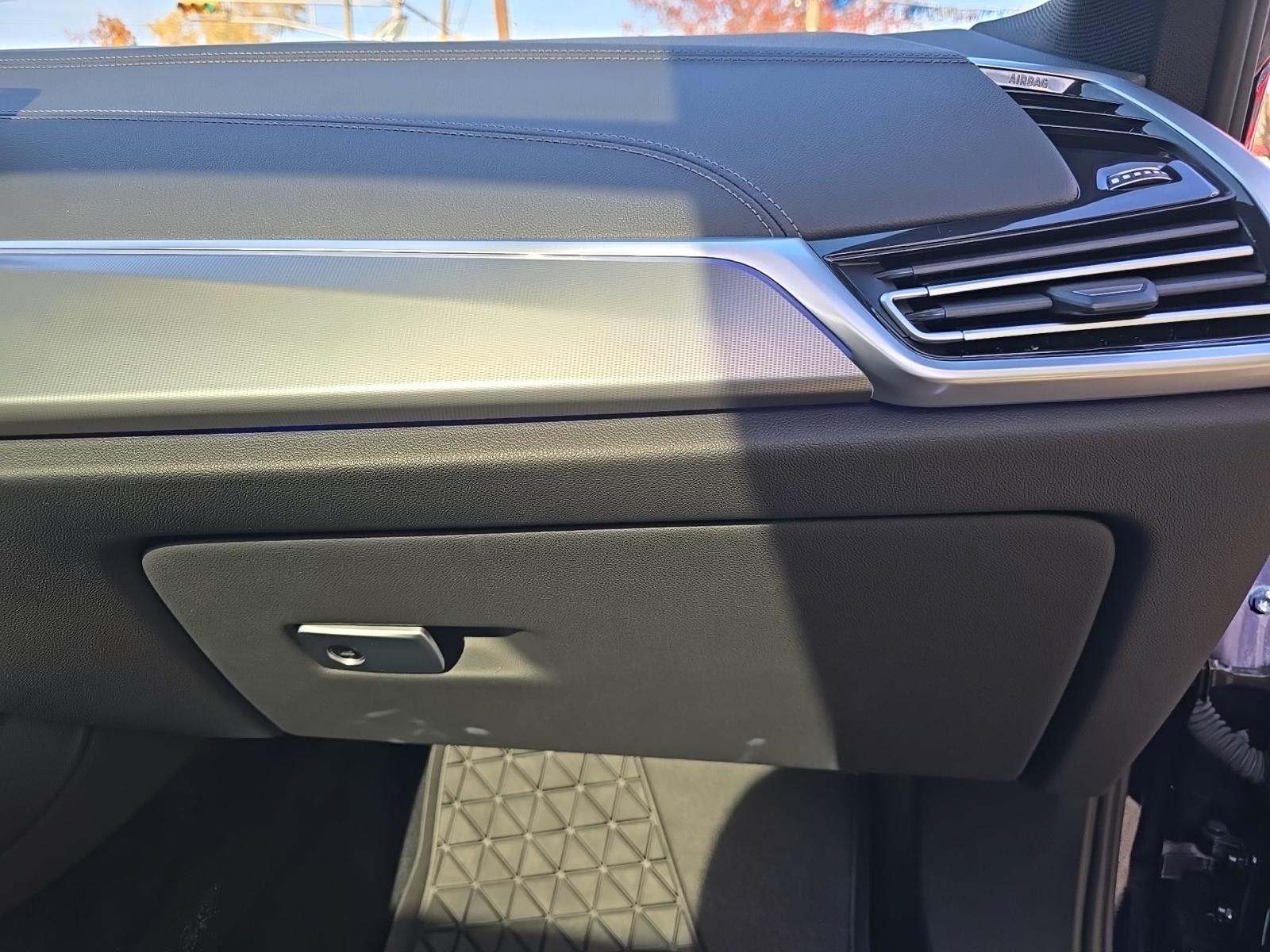 2023 BMW X5 xDrive40i AWD