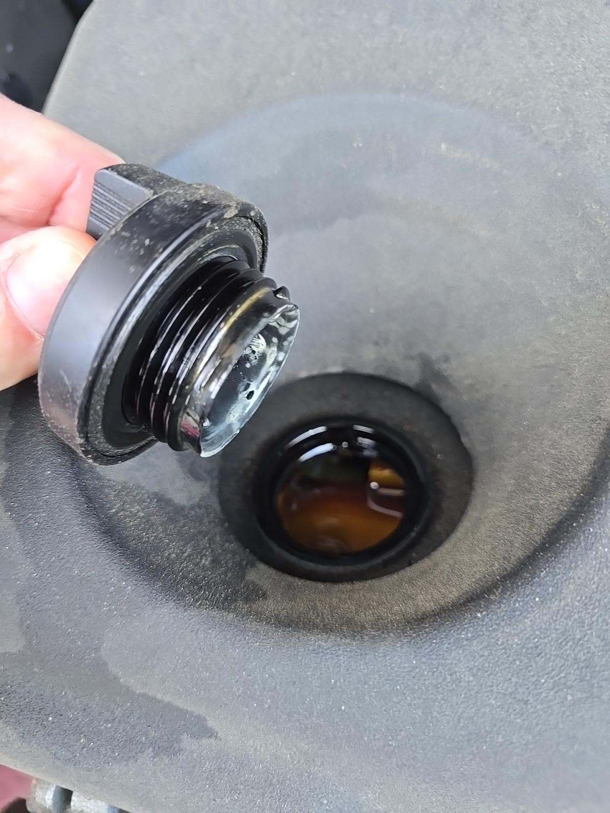 2022 Toyota Sienna LE FWD