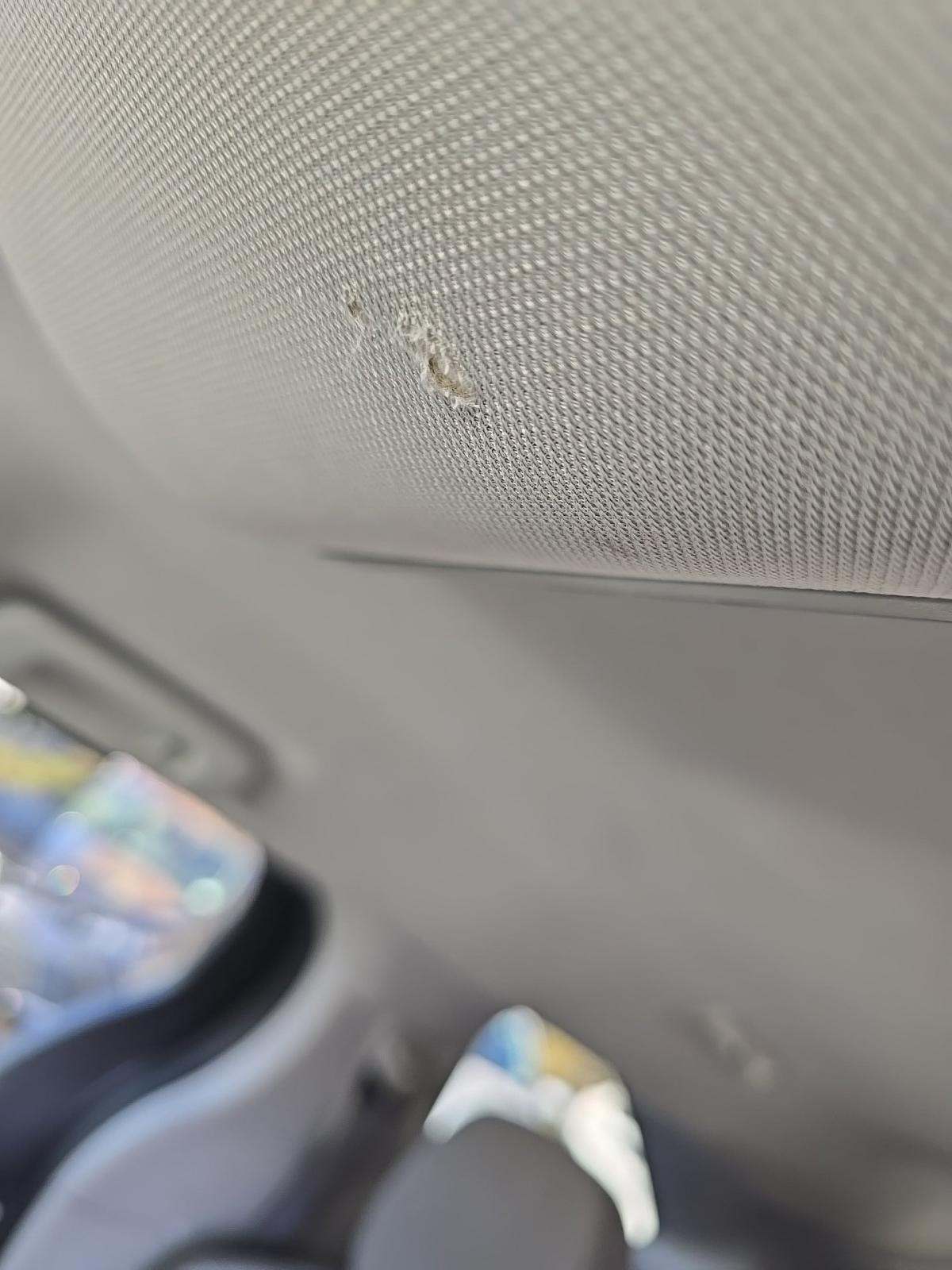 2022 Toyota Sienna LE FWD