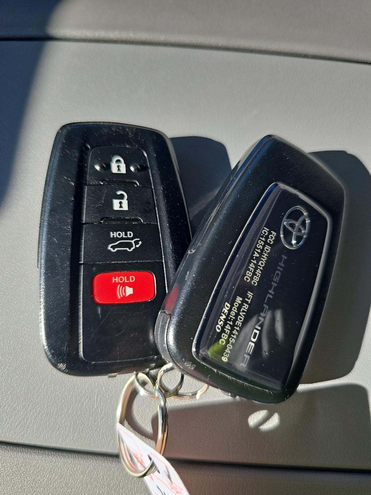 2022 Toyota Highlander LE AWD