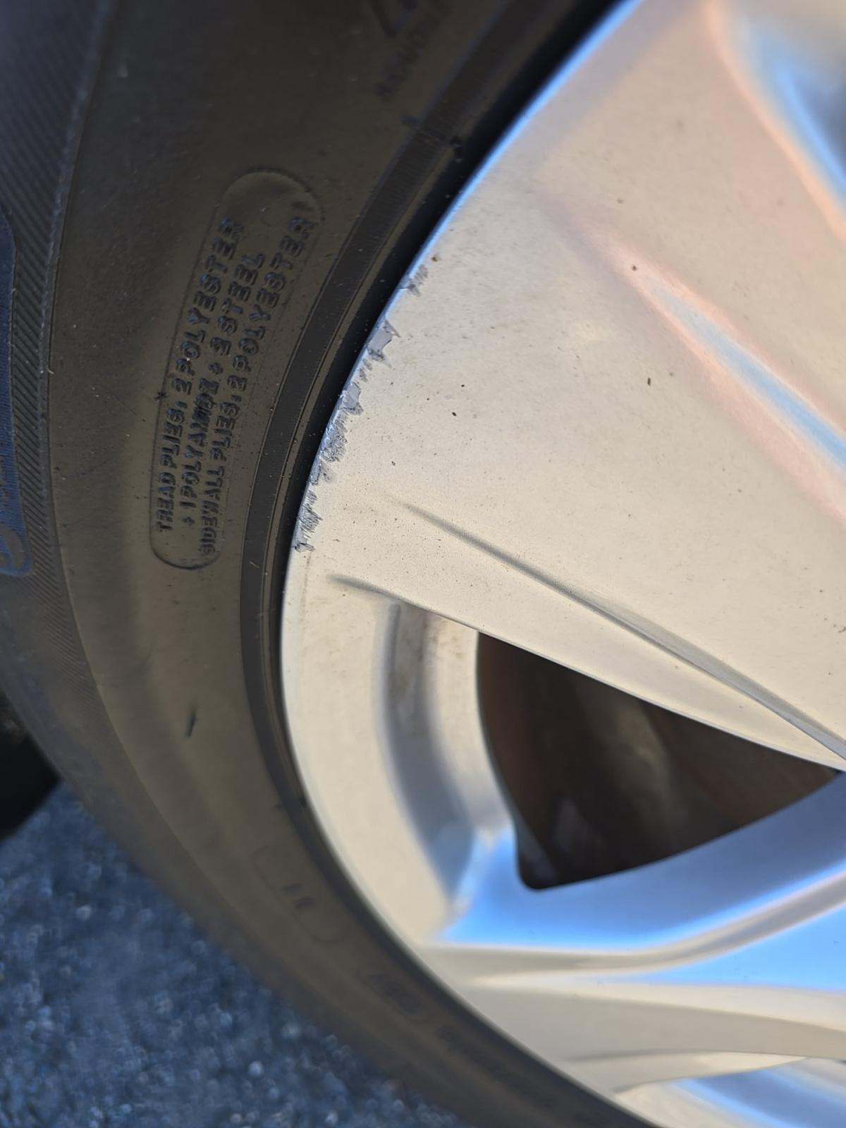 2022 Toyota Highlander LE AWD