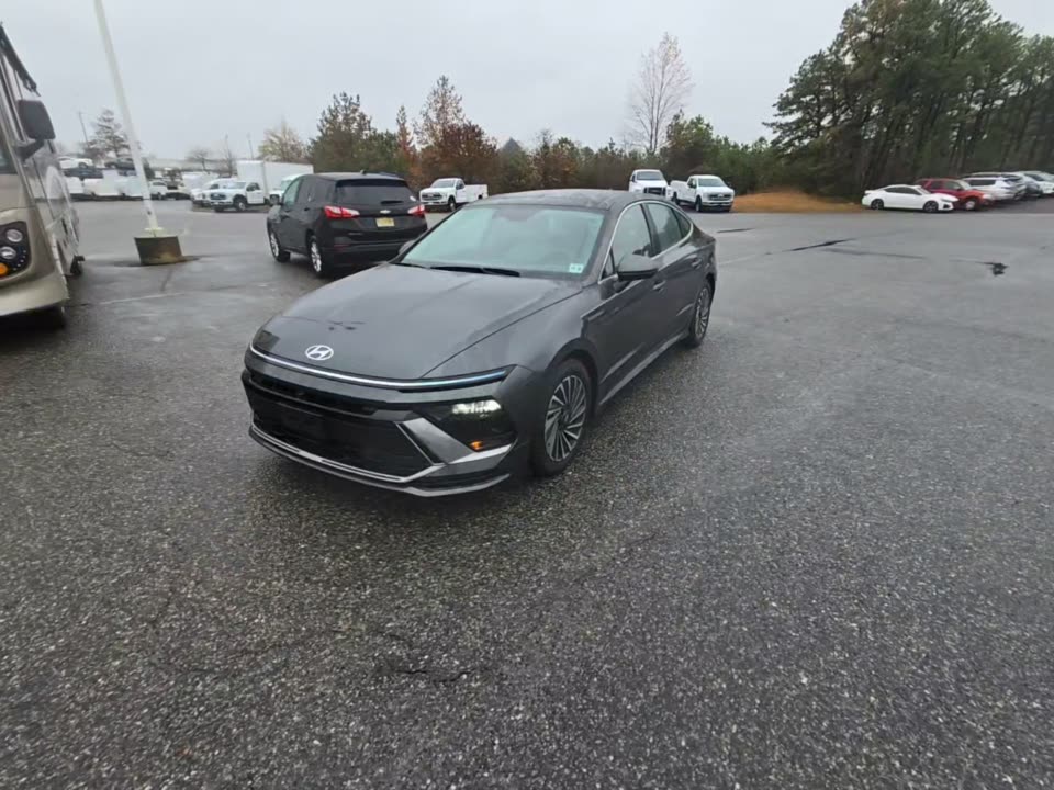 2025 Hyundai Sonata Hybrid Limited FWD