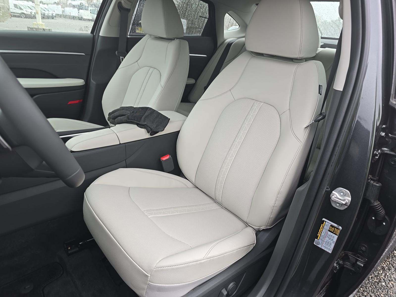 2025 Hyundai Sonata Hybrid Limited FWD