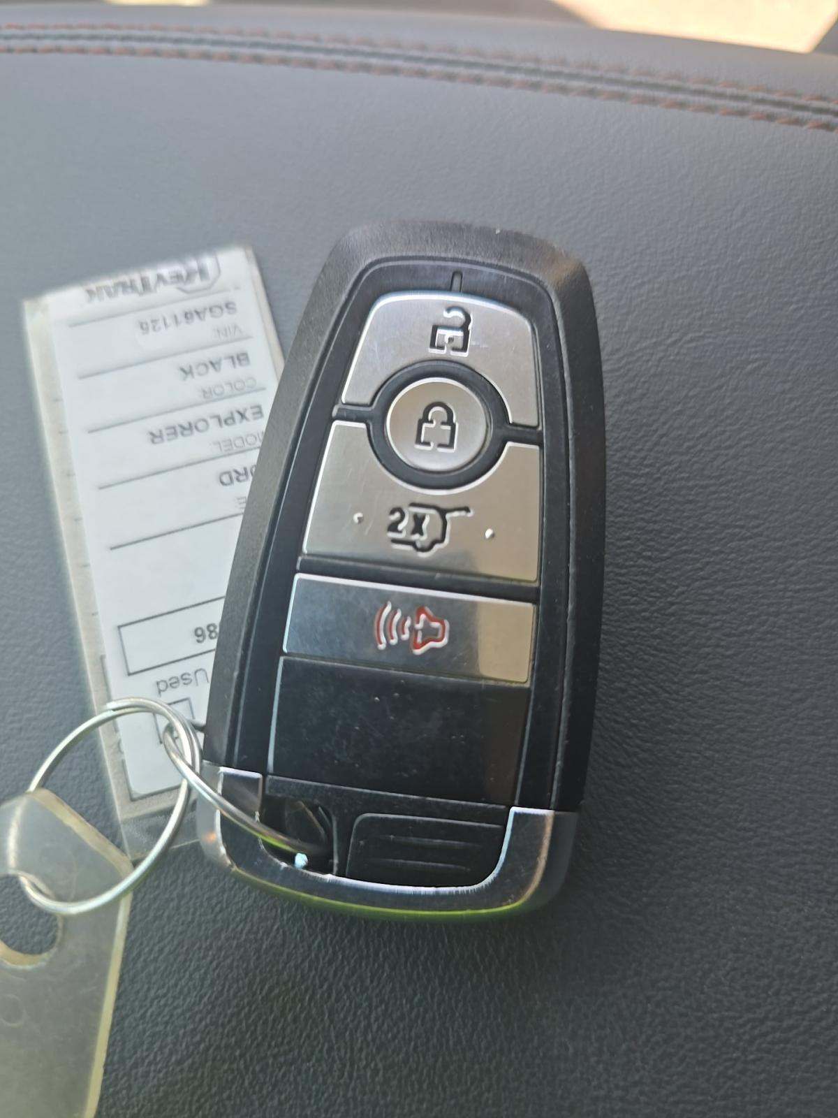 2025 Ford Explorer Active AWD
