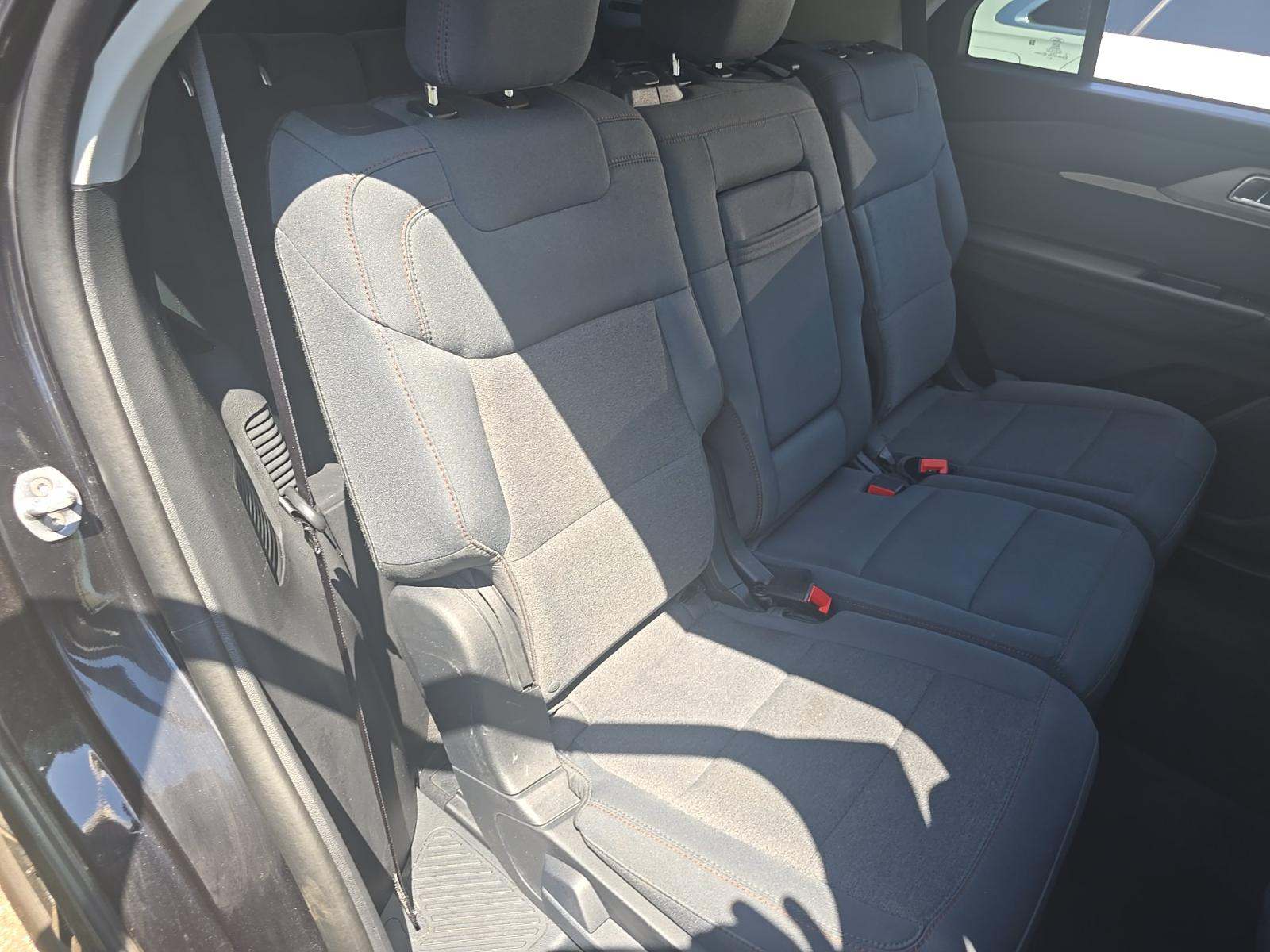 2025 Ford Explorer Active AWD
