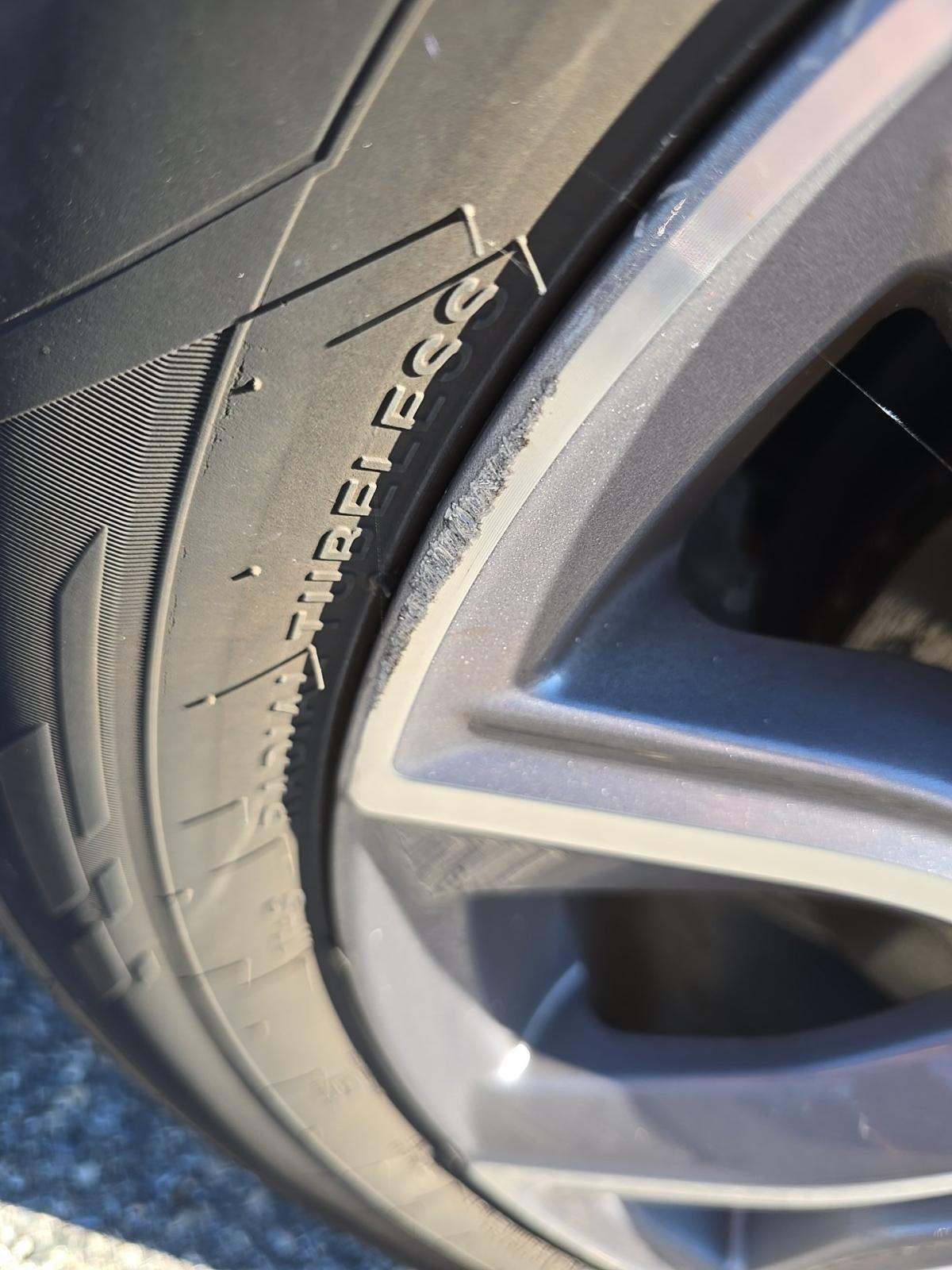 2022 Honda CR-V Hybrid Touring AWD