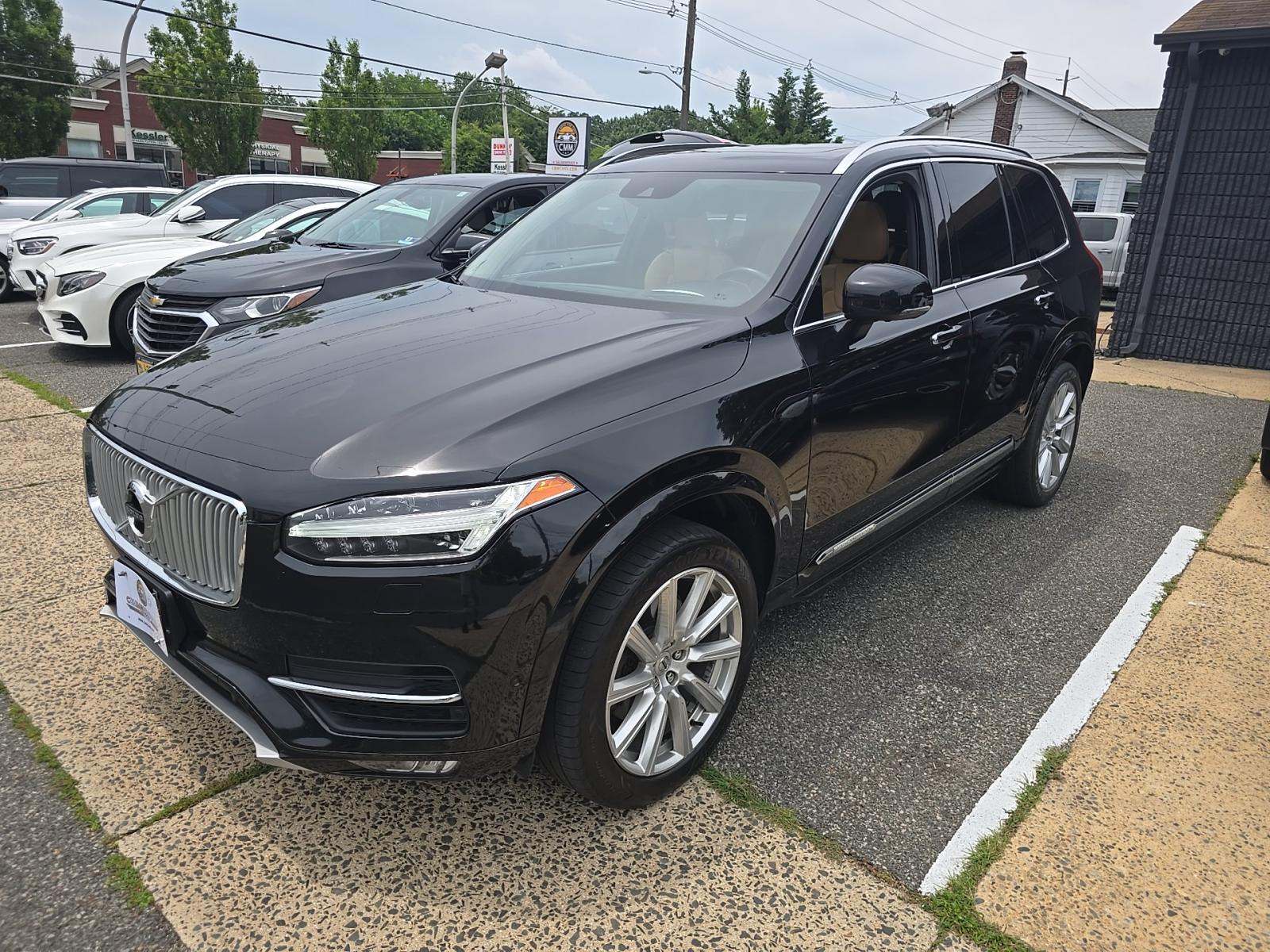 2016 Volvo XC90 T6 Inscription AWD