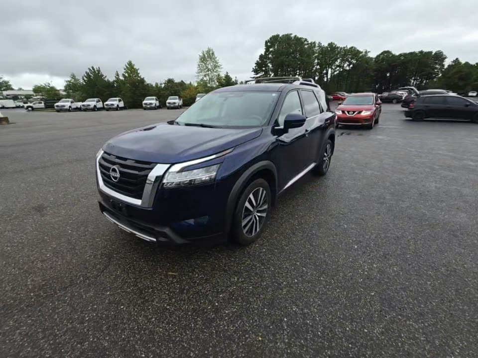 2024 Nissan Pathfinder Platinum AWD