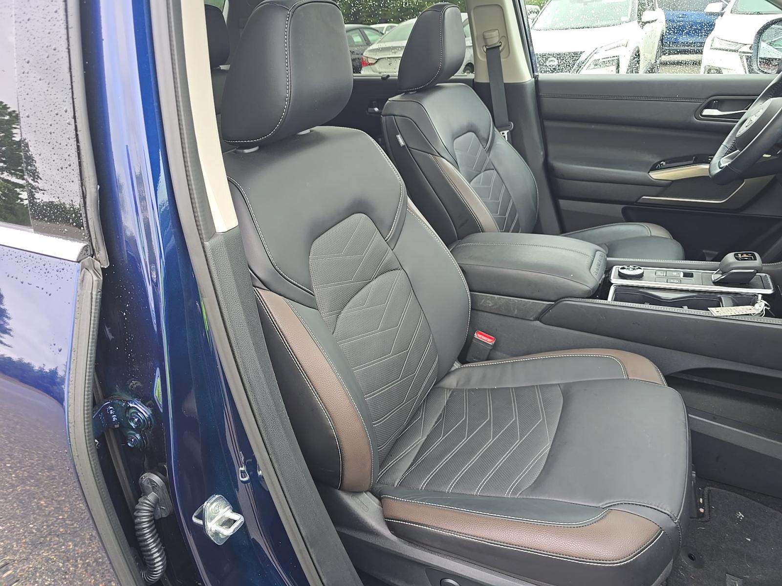 2024 Nissan Pathfinder Platinum AWD