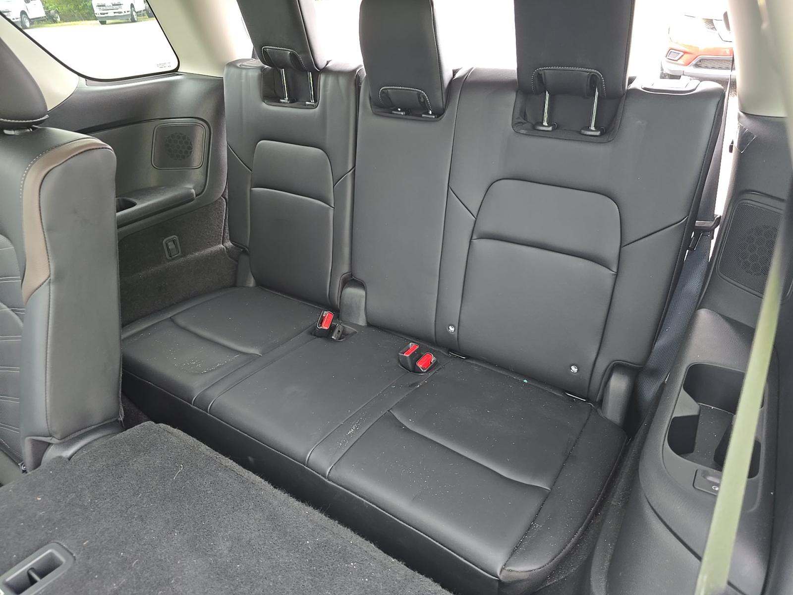 2024 Nissan Pathfinder Platinum AWD