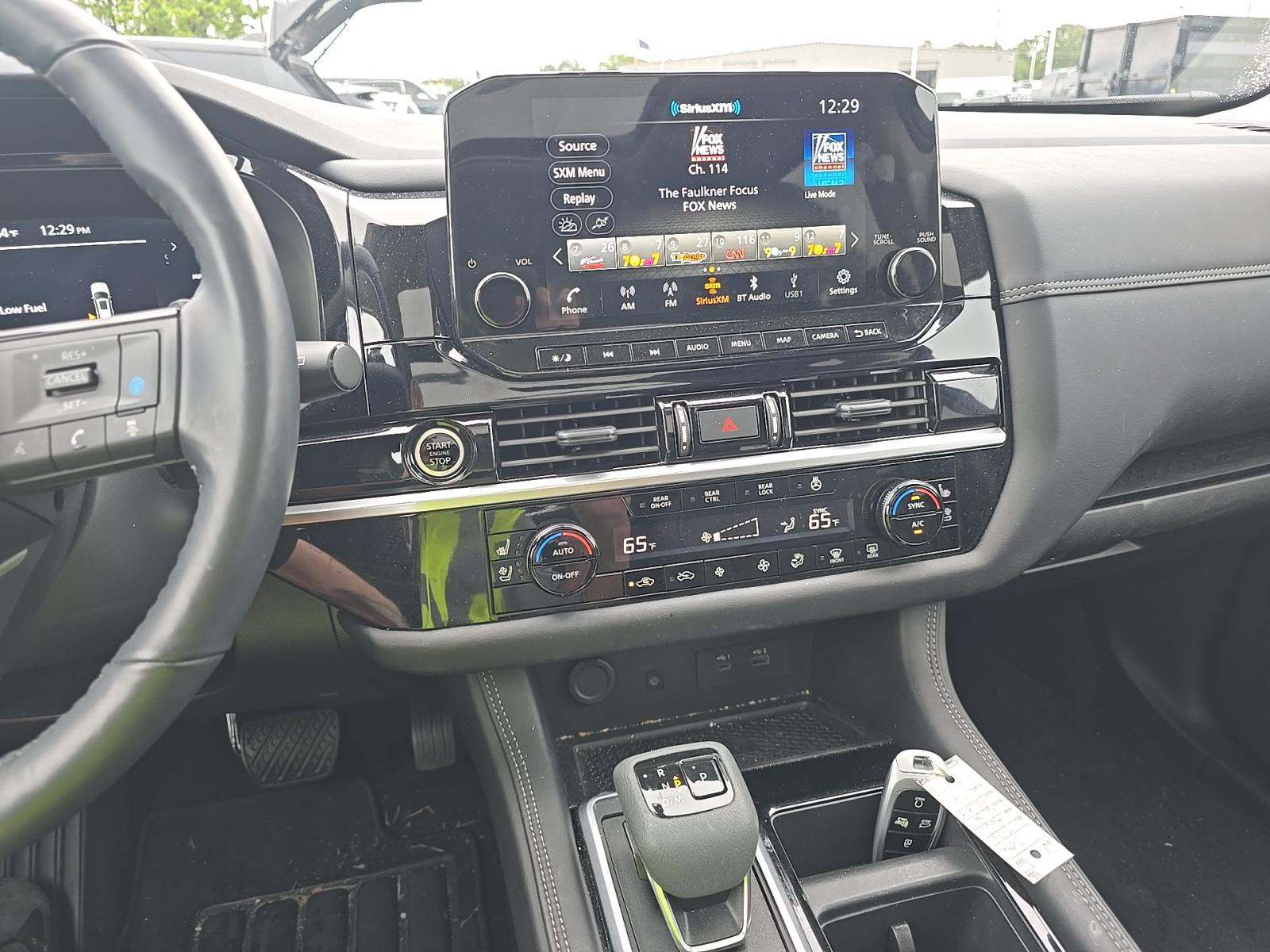 2024 Nissan Pathfinder Platinum AWD