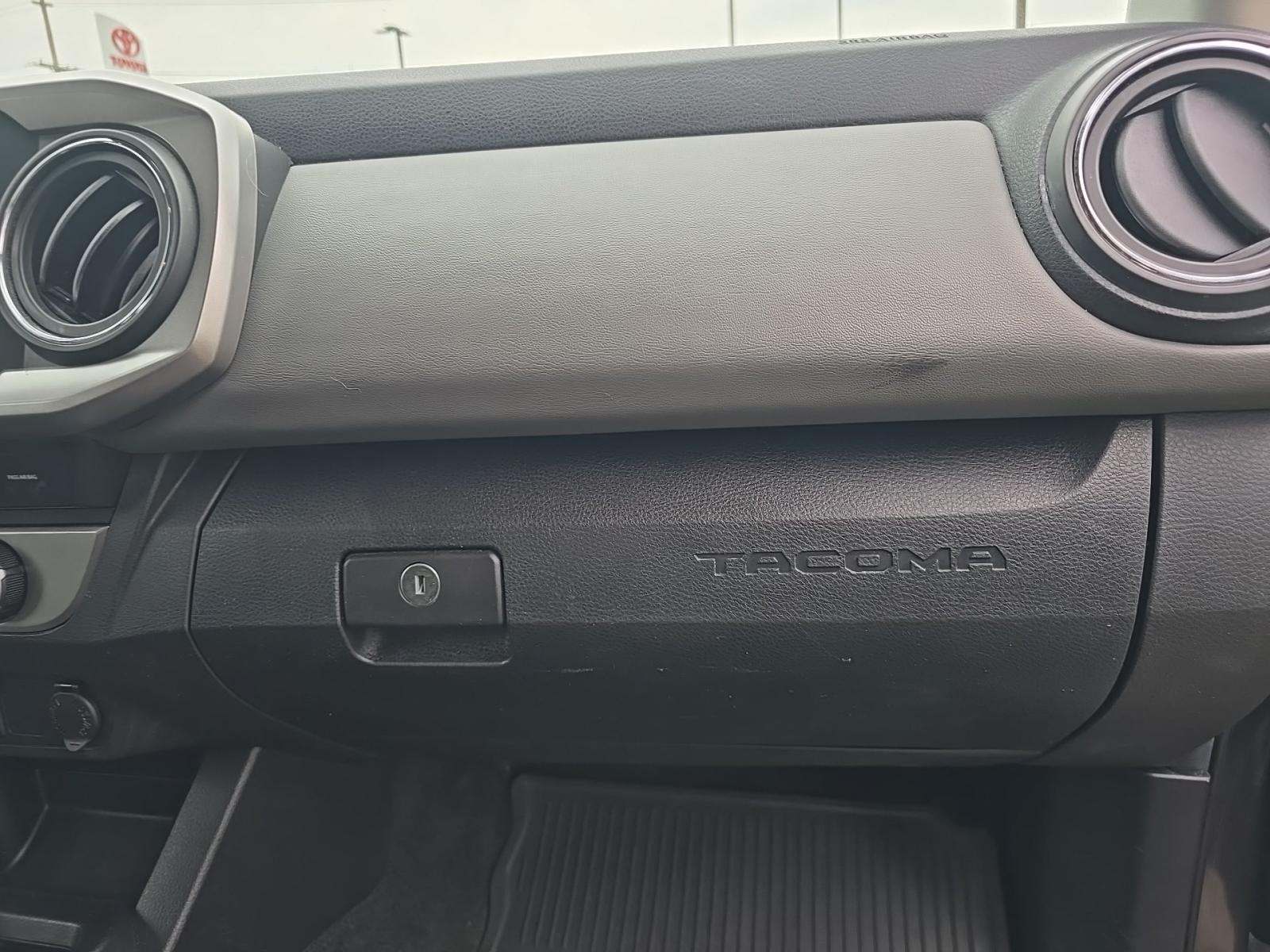 2022 Toyota Tacoma SR5 AWD