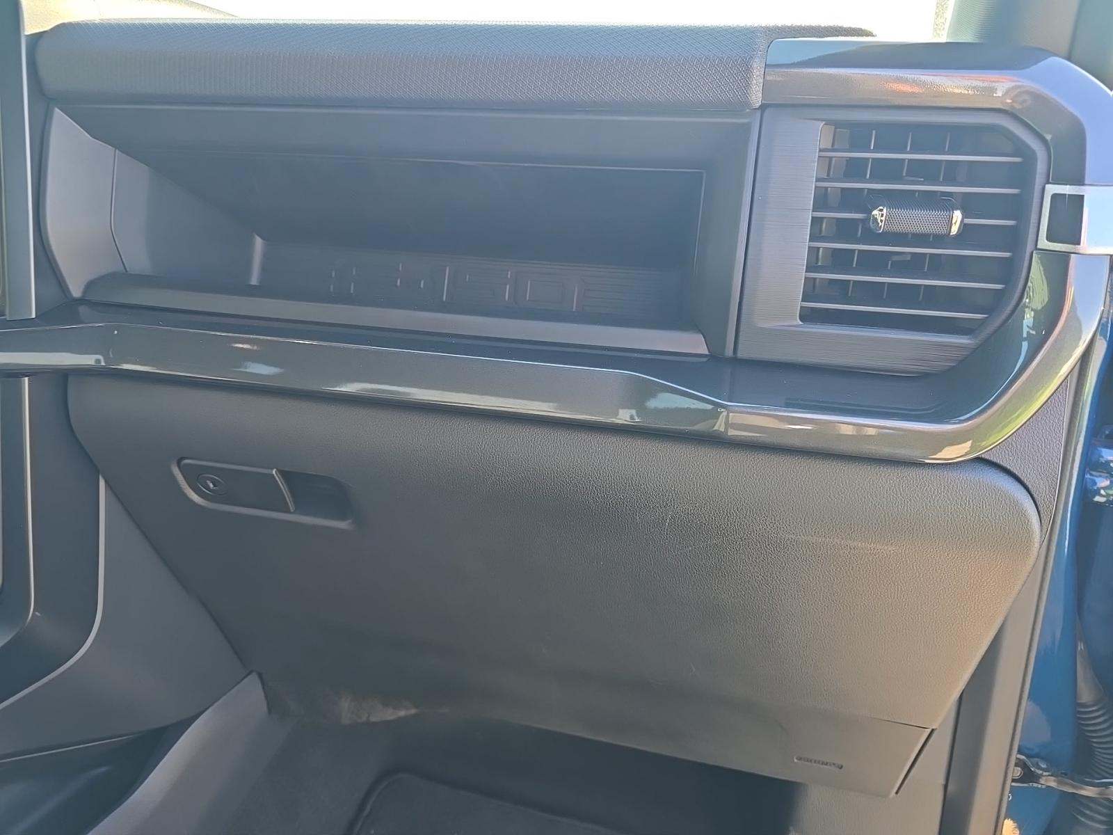 2024 Ford F-150 STX AWD