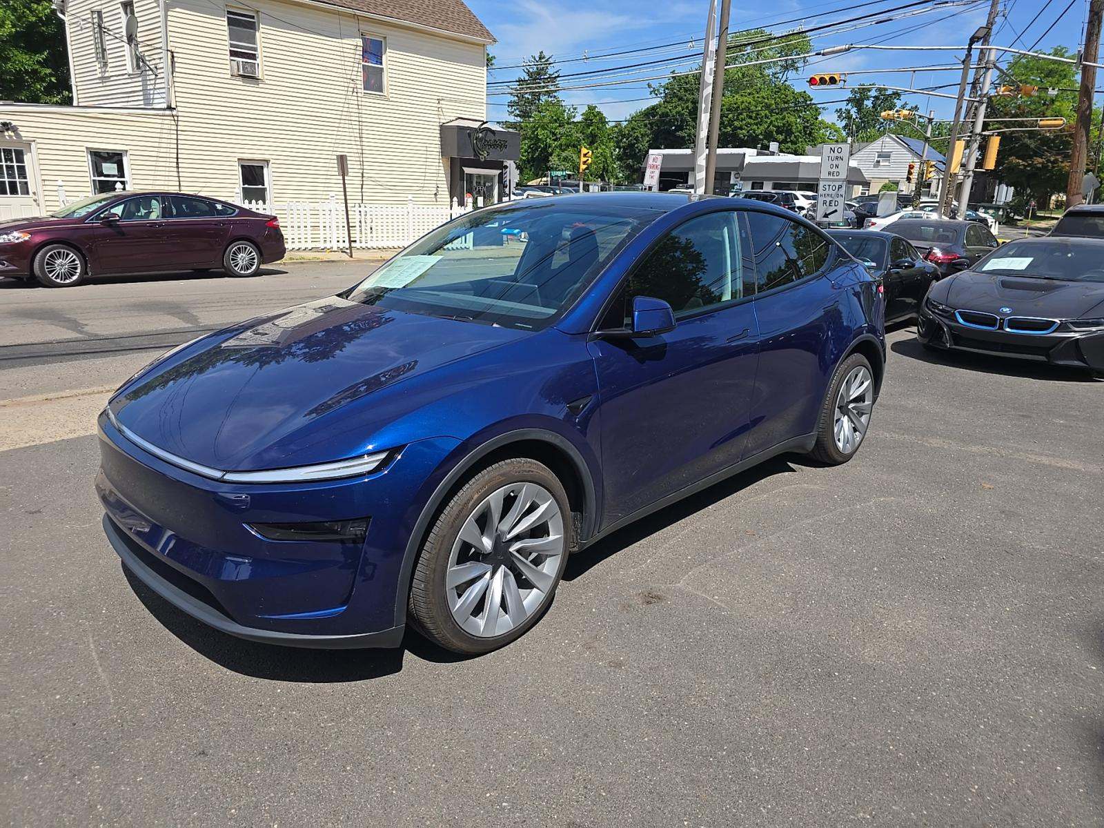 TESLA MODEL Y - 1
