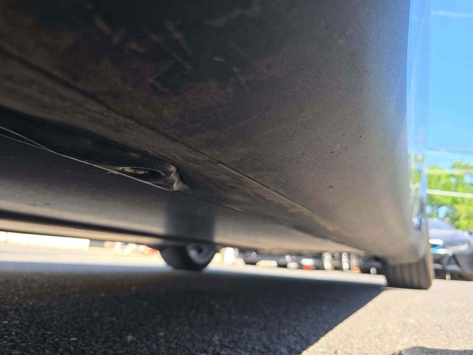 TESLA MODEL Y - 7