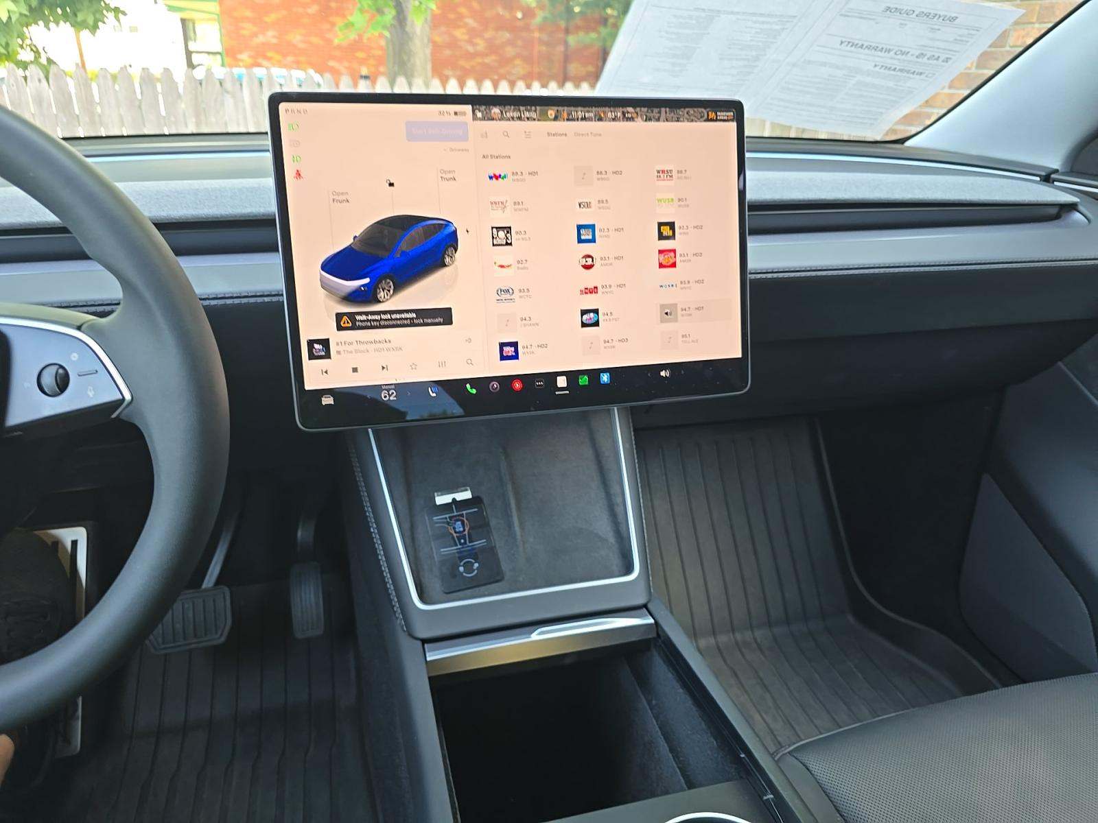TESLA MODEL Y - 10