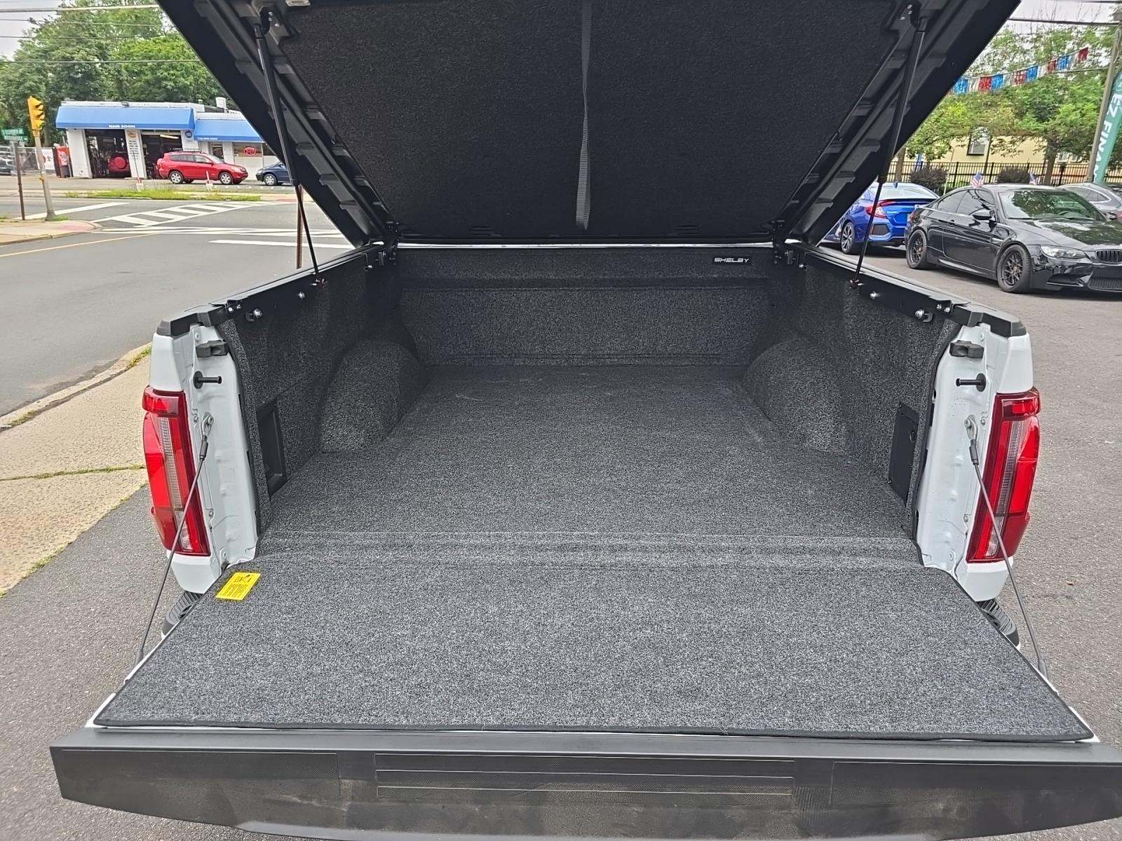 2025 Ford F-150 Lariat AWD