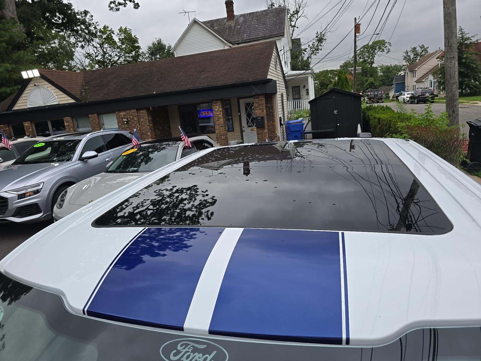 2025 Ford F-150 Lariat AWD