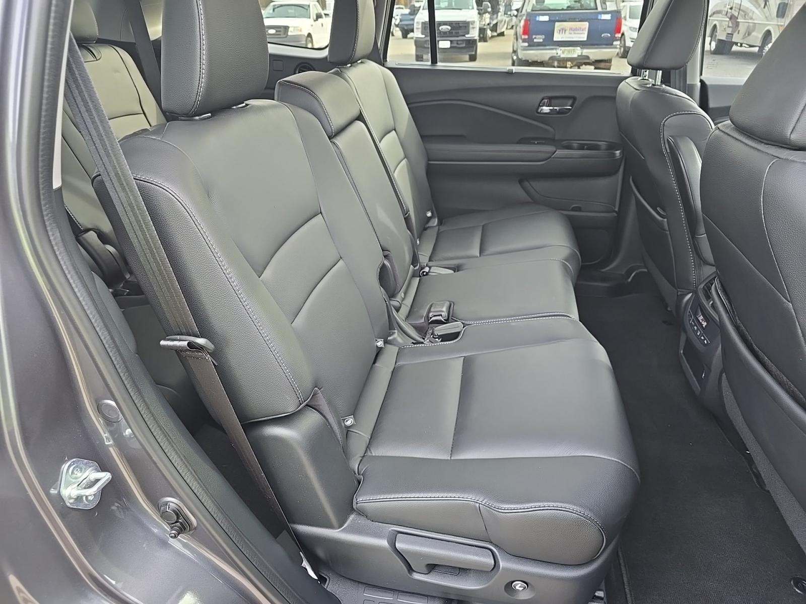 2022 Honda Pilot Special Edition AWD