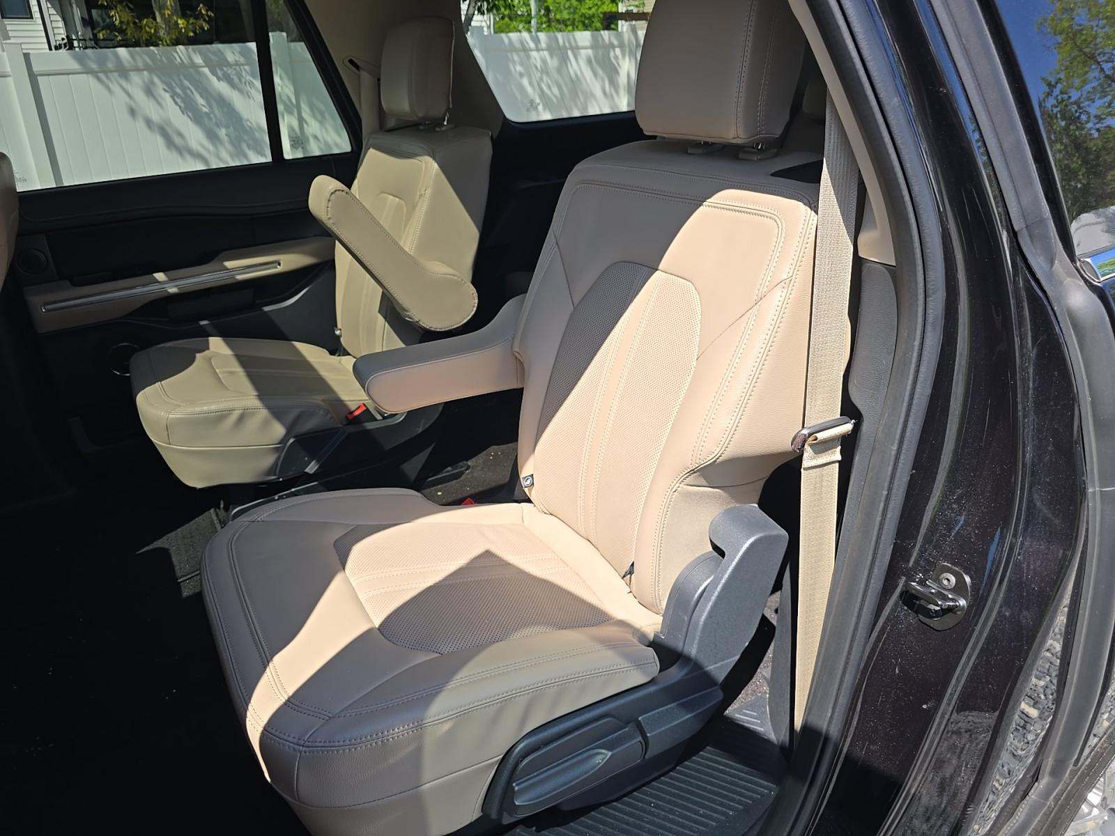 FORD EXPEDITION MAX - 9
