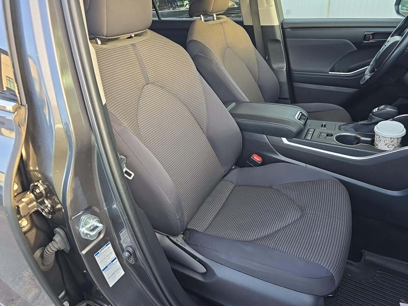 2022 Toyota Highlander Hybrid LE AWD