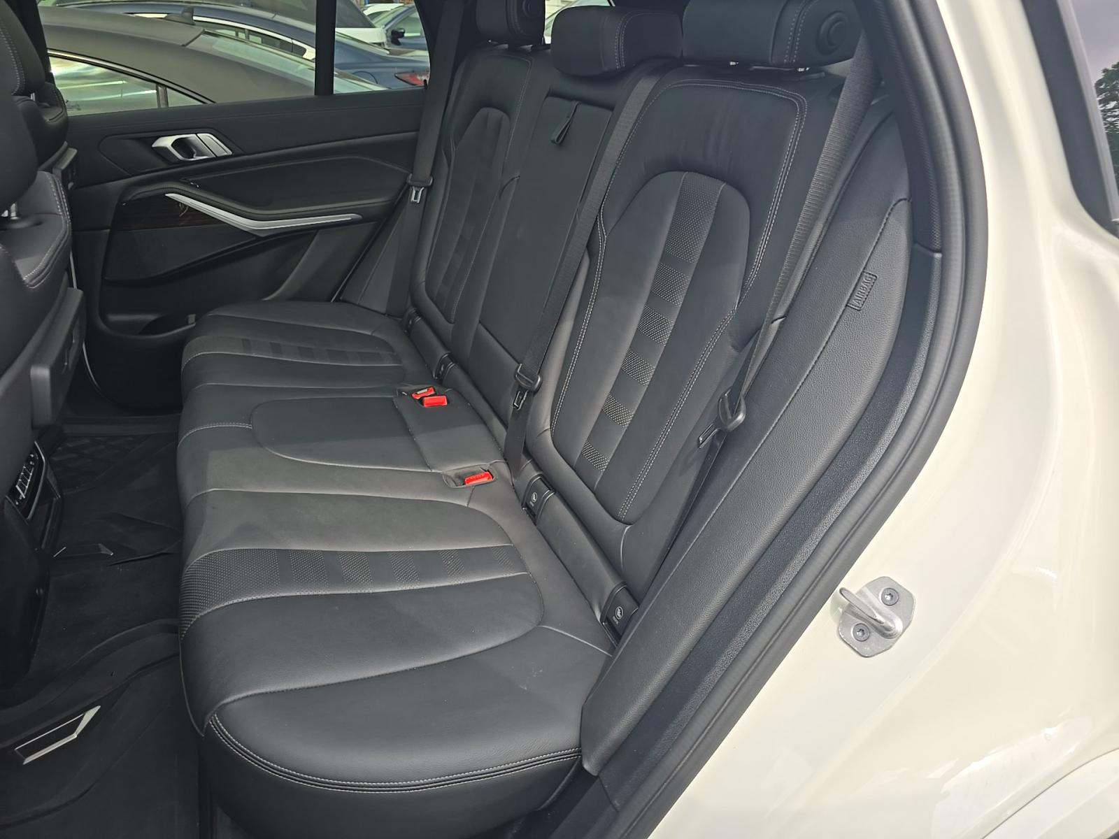 2021 BMW X5 xDrive40i AWD
