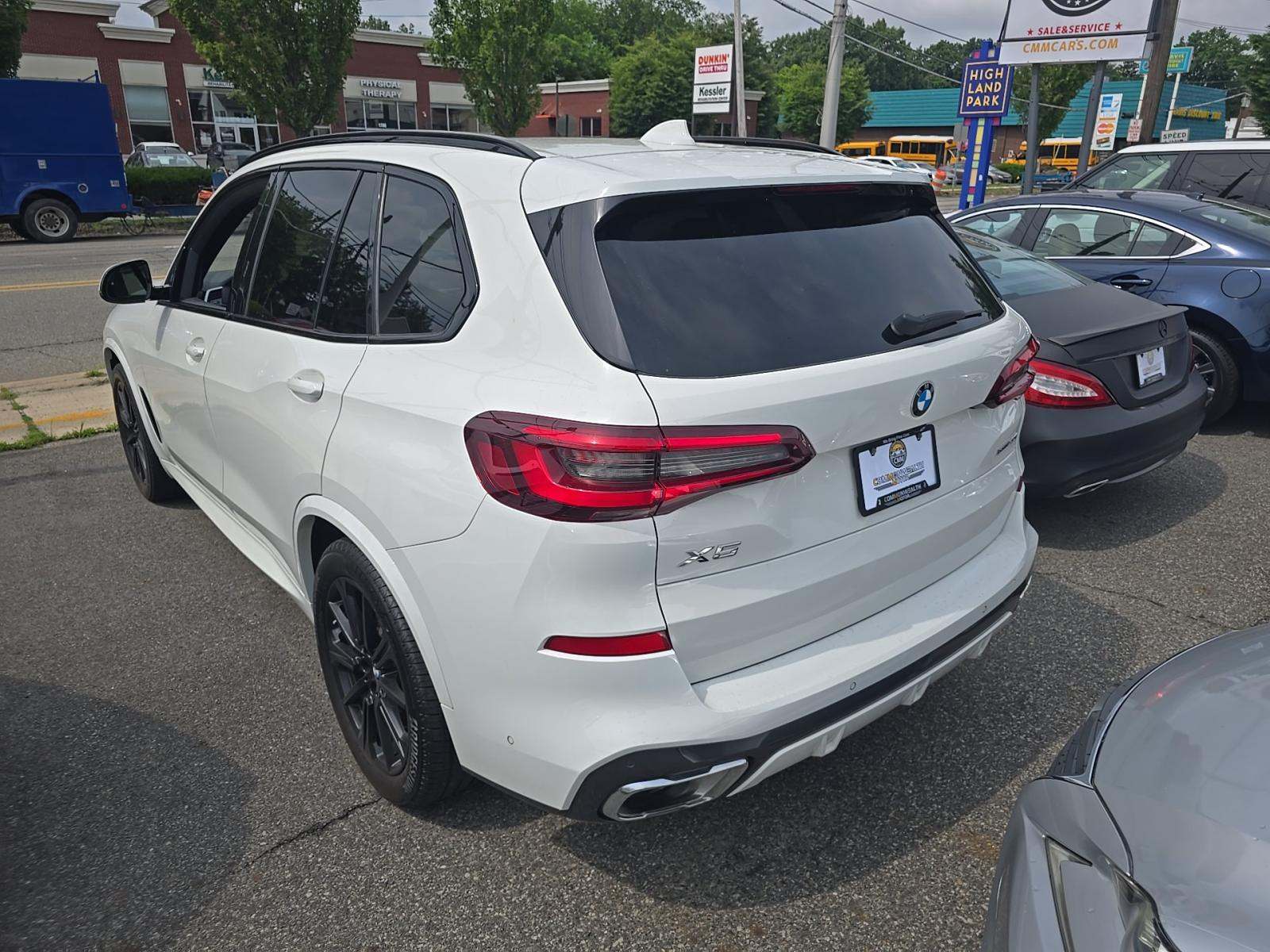 2021 BMW X5 xDrive40i AWD
