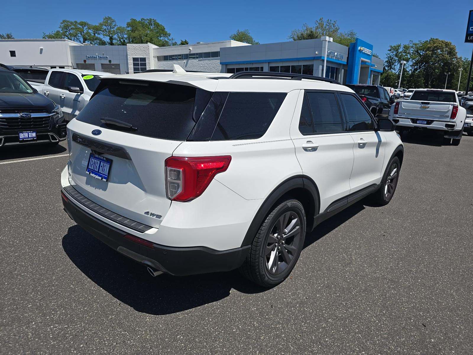 FORD EXPLORER - 3