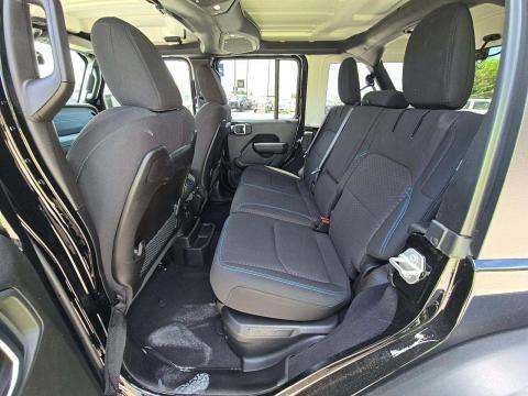 JEEP 4XE RUBICON - 9