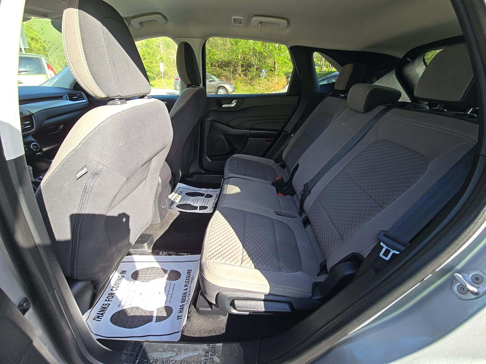 FORD ESCAPE - 9