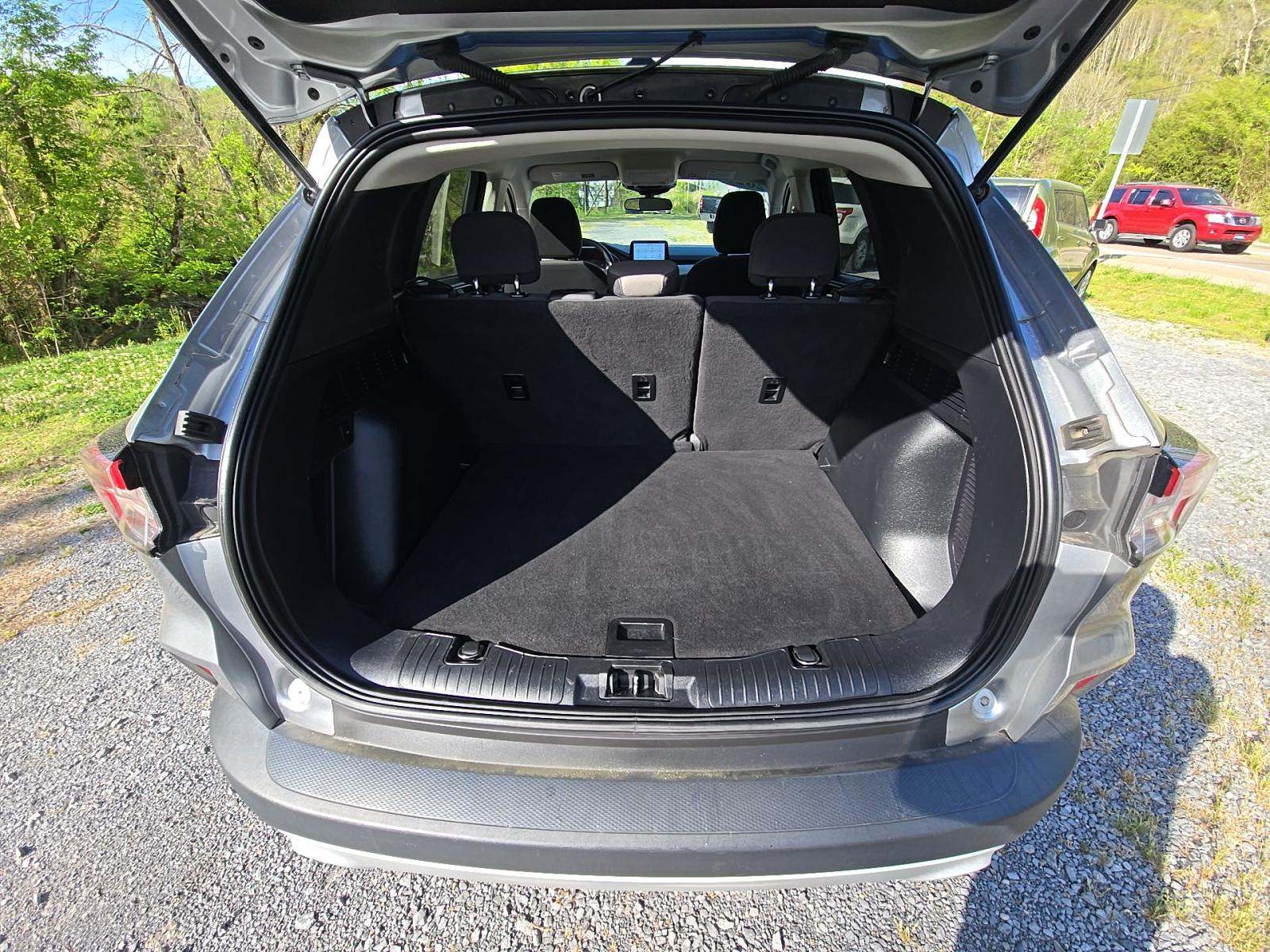 FORD ESCAPE - 10