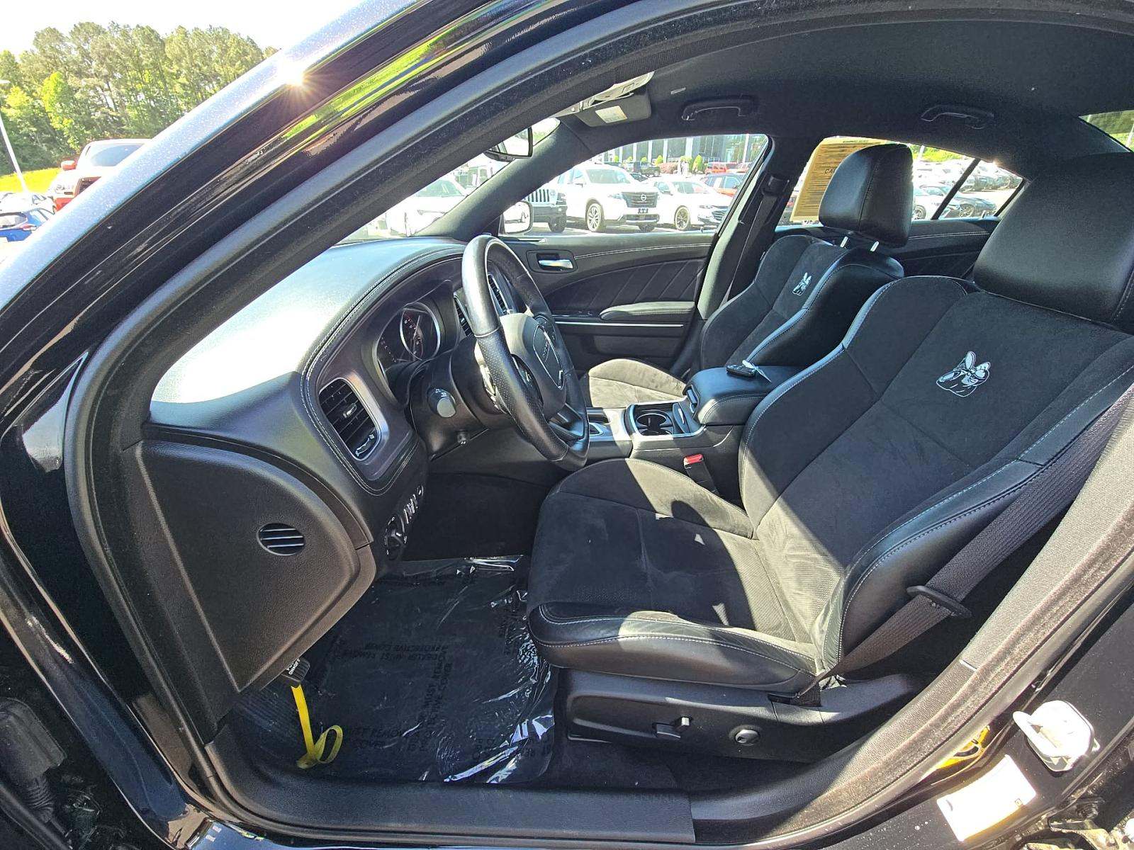 DODGE CHALLENGER - 2