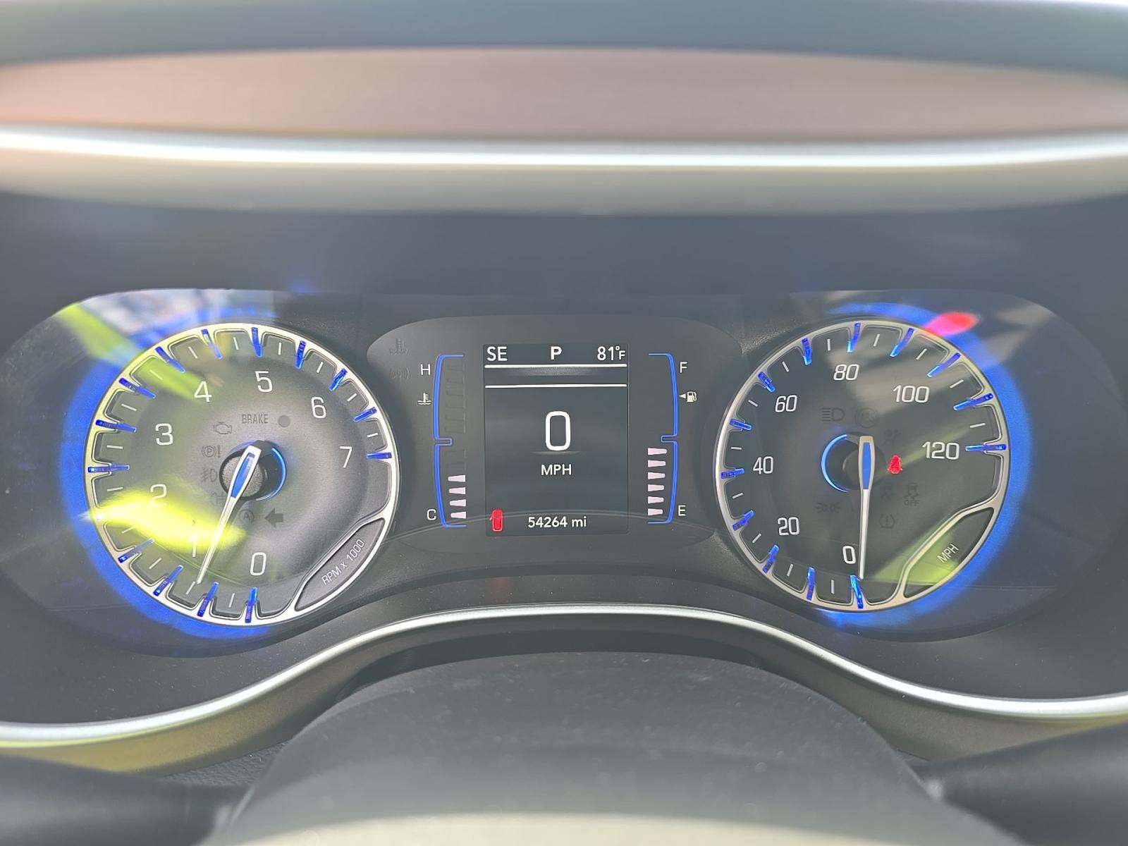 CHRYSLER VOYAGER - 5