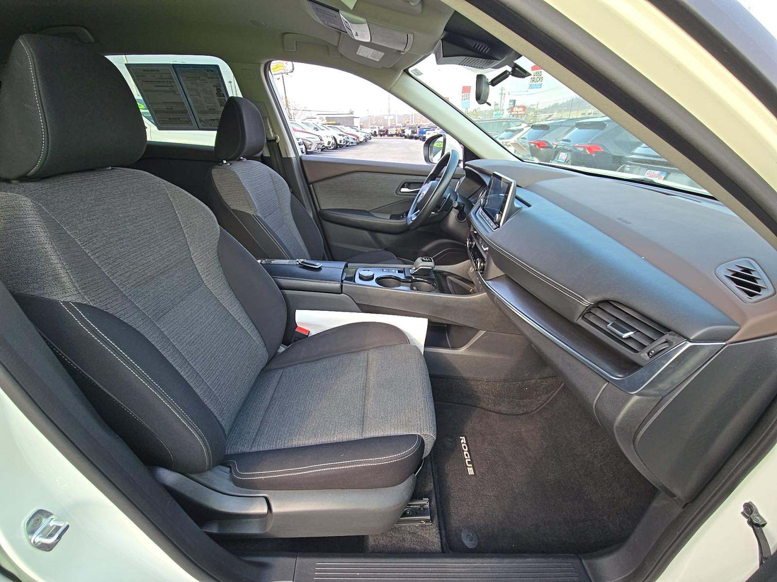 2023 Nissan Rogue SV AWD