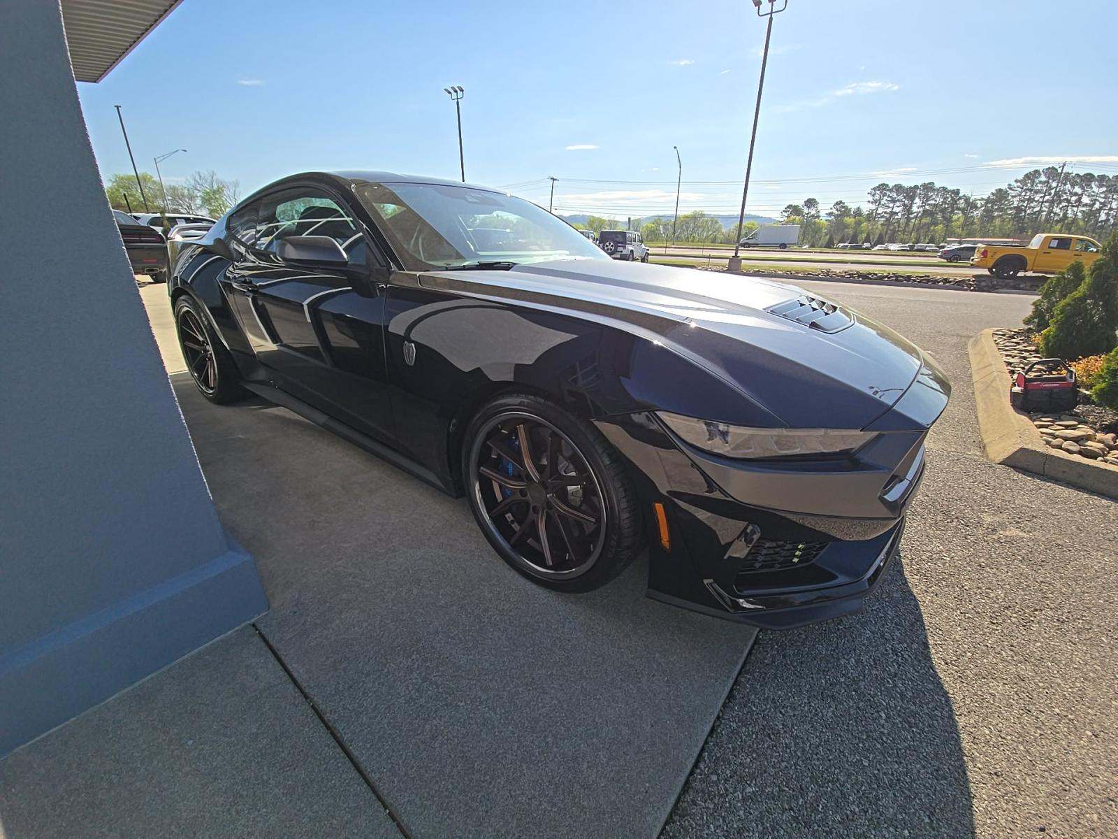 2025 Ford Mustang Dark Horse RWD