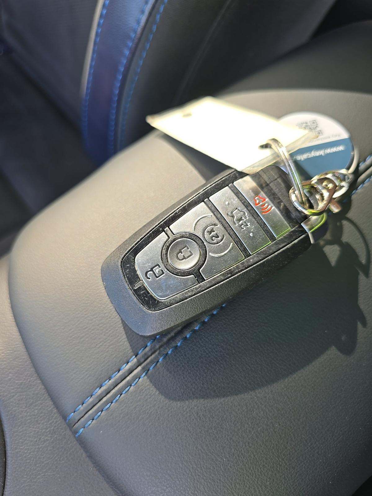 2025 Ford Mustang Dark Horse RWD