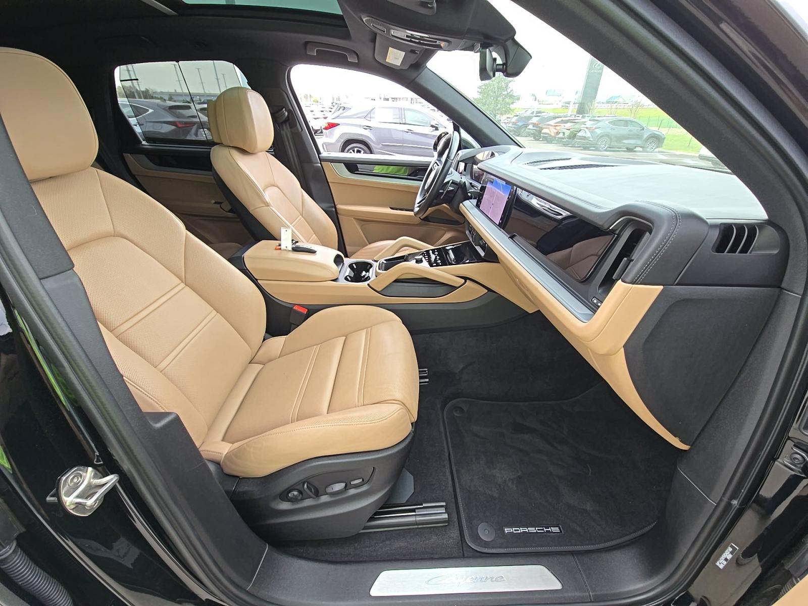 2024 Porsche Cayenne Base AWD