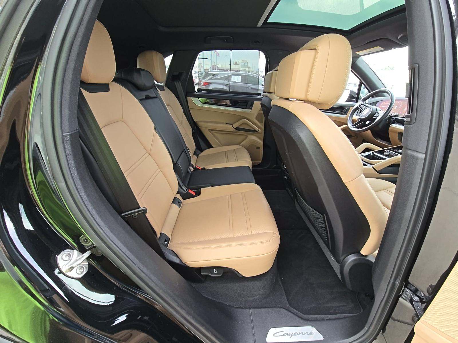 2024 Porsche Cayenne Base AWD