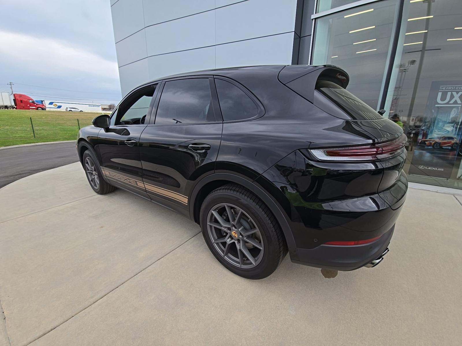 2024 Porsche Cayenne Base AWD