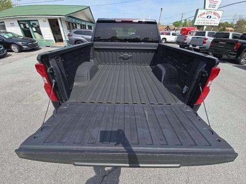 CHEVROLET CUSTOM TRAIL BOSS - 10