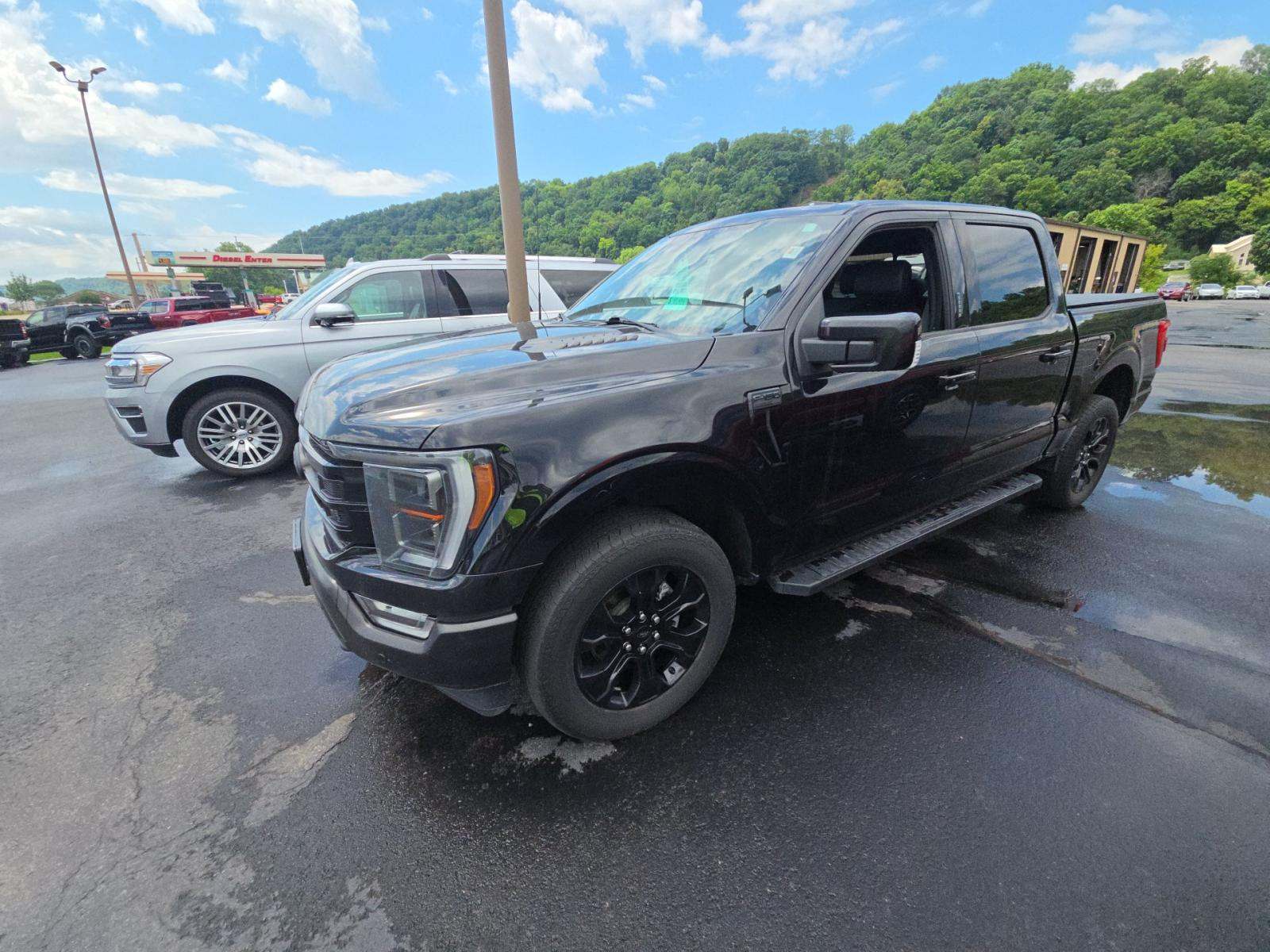 2023 Ford F-150 Lariat AWD