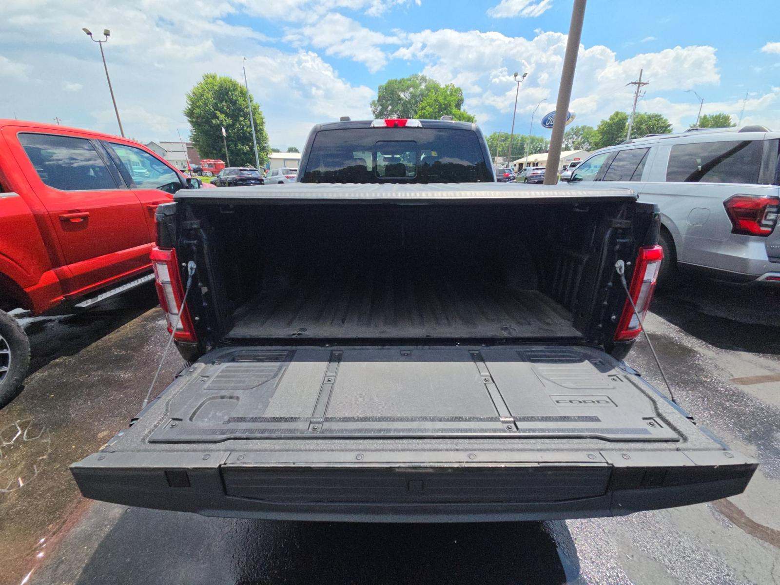2023 Ford F-150 Lariat AWD