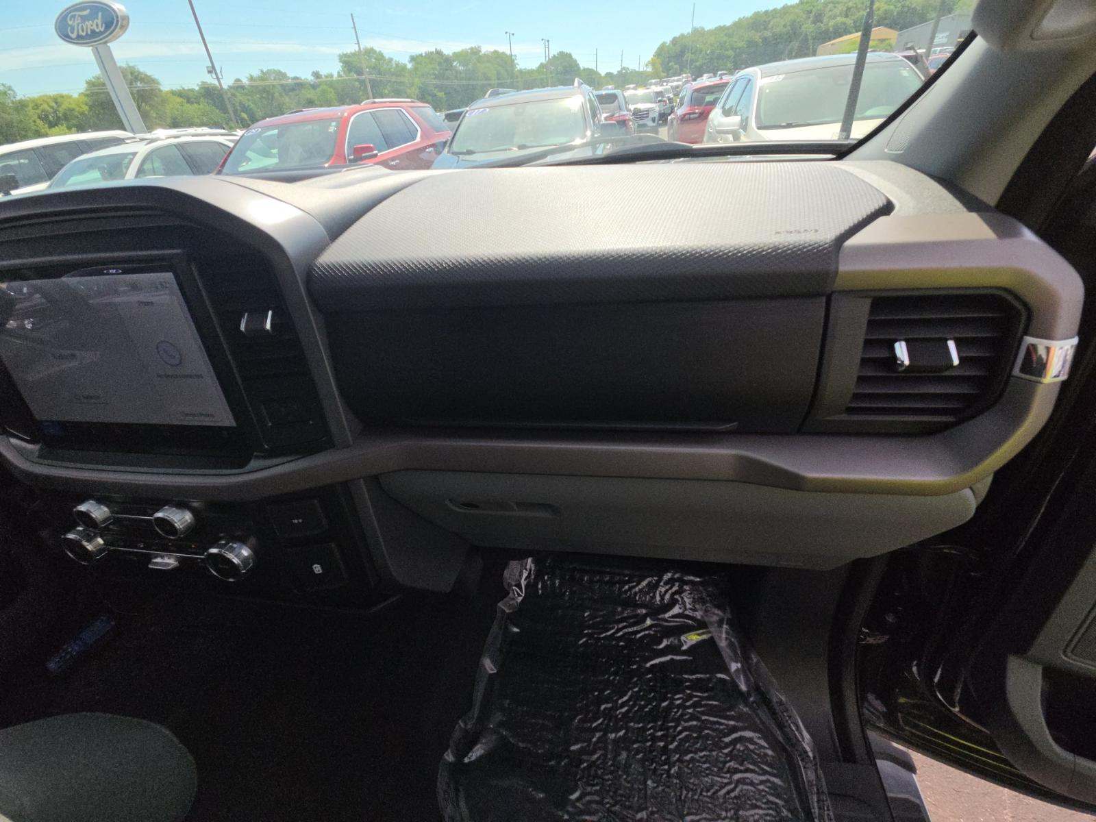 2025 Ford F-150 XLT AWD