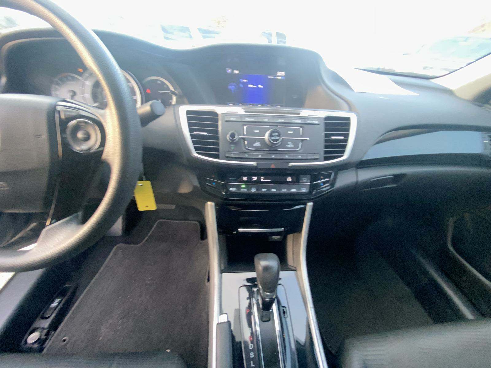 2017 Honda Accord LX FWD