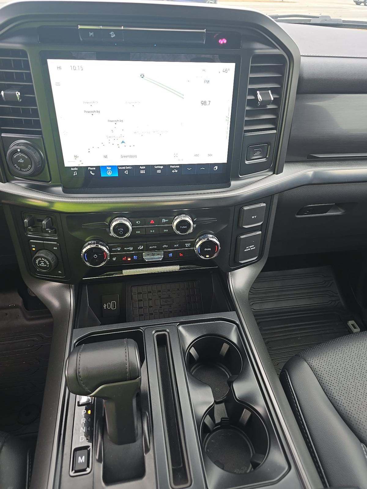 2025 Ford F-150 Lariat AWD