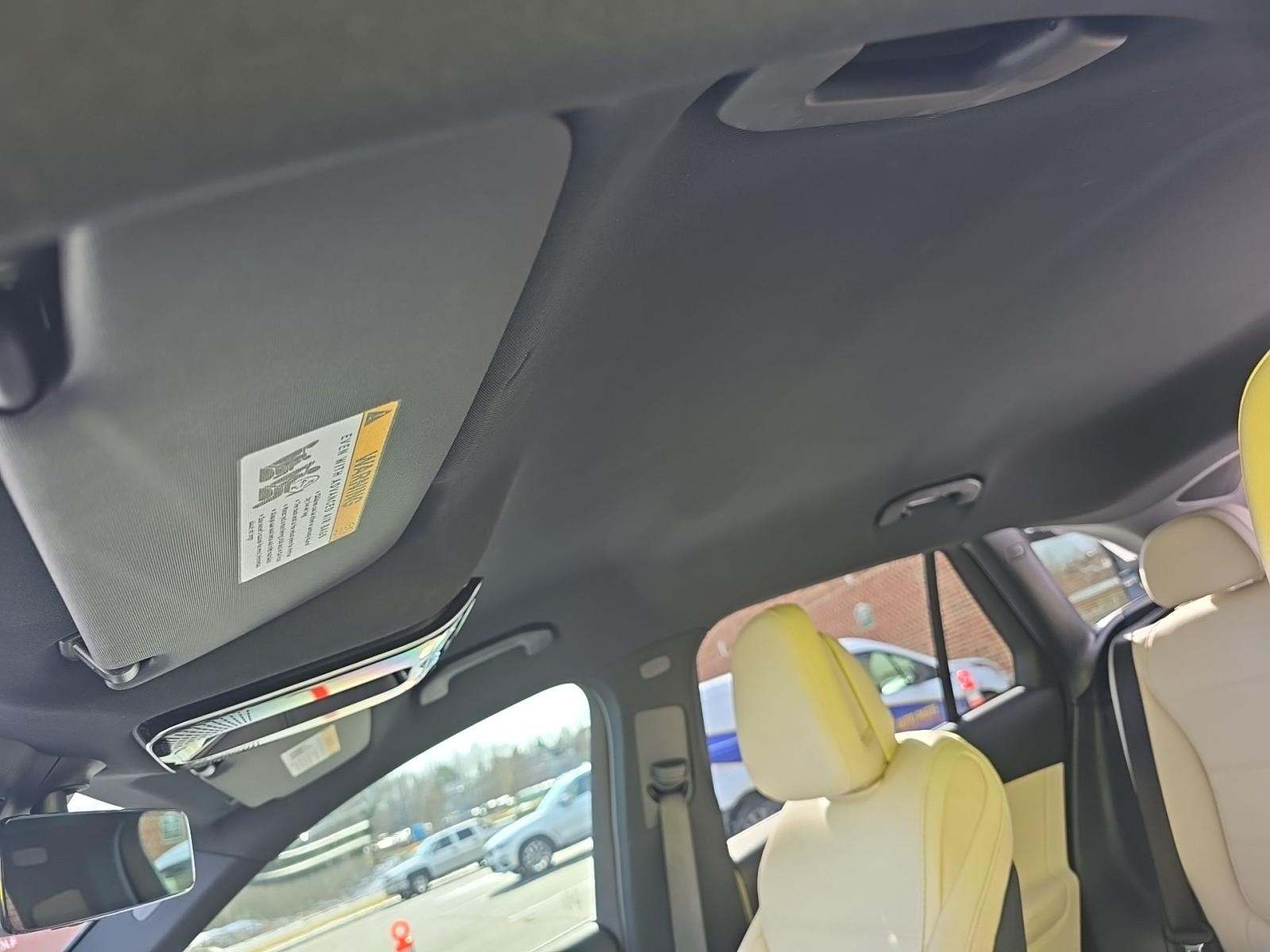 2025 Mercedes-Benz GLC GLC 300 AWD