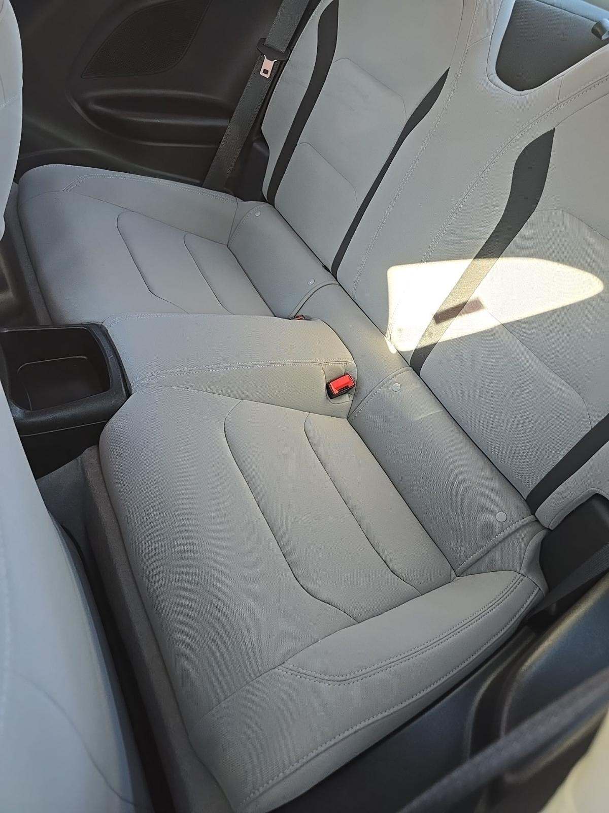 2023 Chevrolet Camaro 1LT RWD